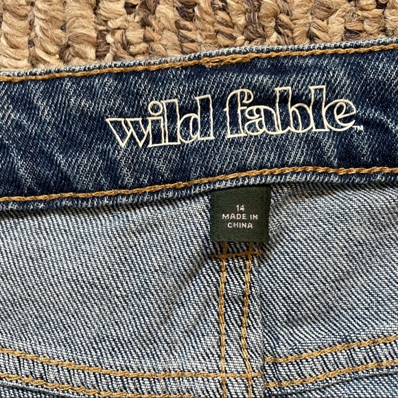 Wild fable jeans. Worn twice. Size 14 like new condition - Picture 2 of 3